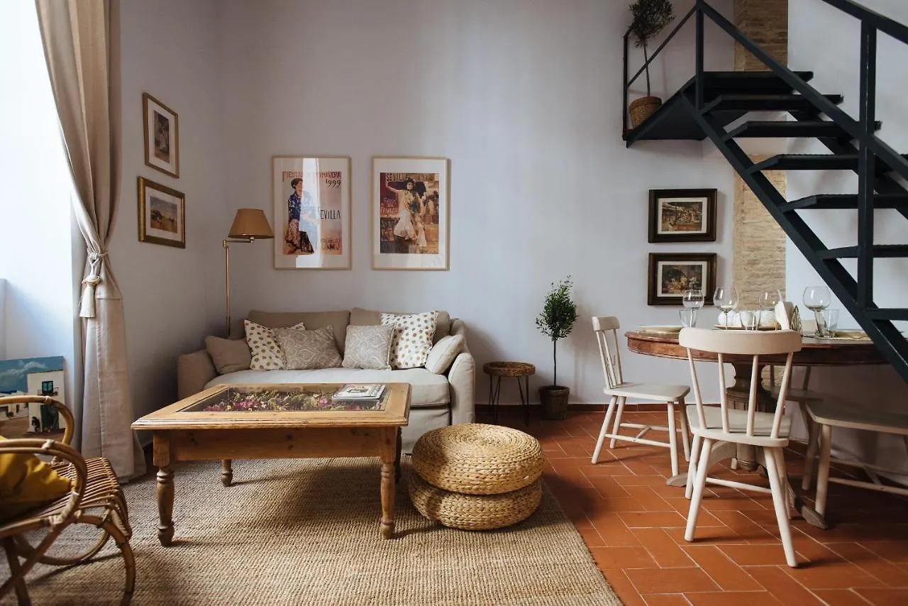 Casa Galera Historic Downtown Apartment In Seville